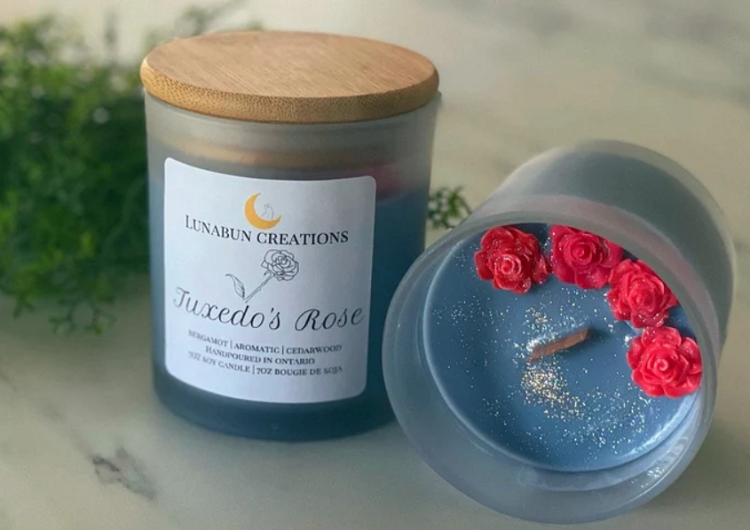 "Tuxedo's Rose" Scented Candle